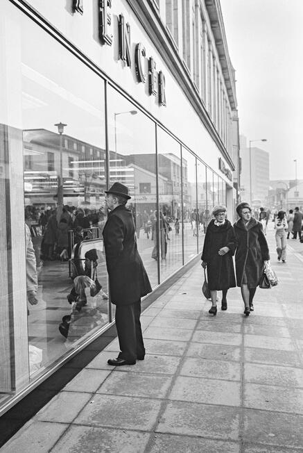 84. Marks and Spencer Window Shopping, Stockport Collection color